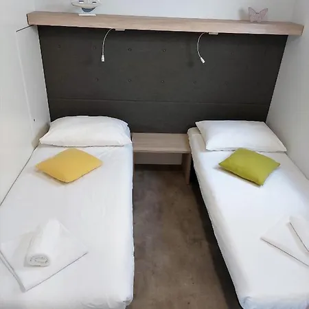 홀리데이파크 Amadria Park Trogir - Mobile Homes 4*