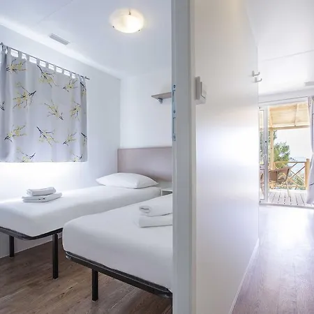홀리데이파크 Amadria Park Trogir - Mobile Homes 브랜지카