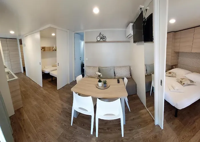Amadria Park Trogir - Mobile Homes База отдыха 4*