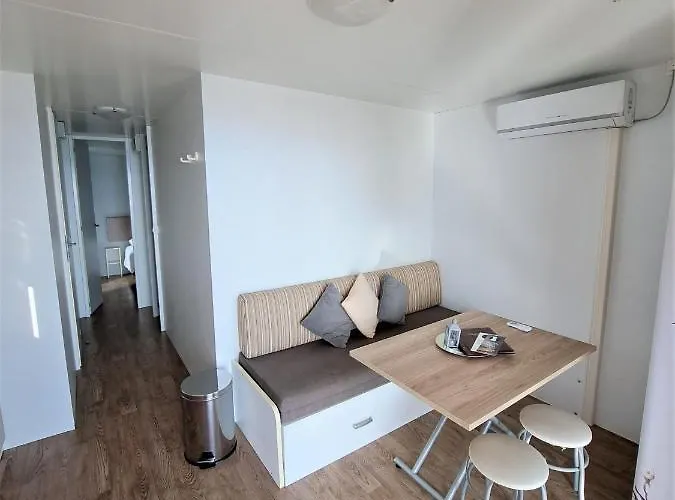 База отдыха Amadria Park Trogir - Mobile Homes 4*