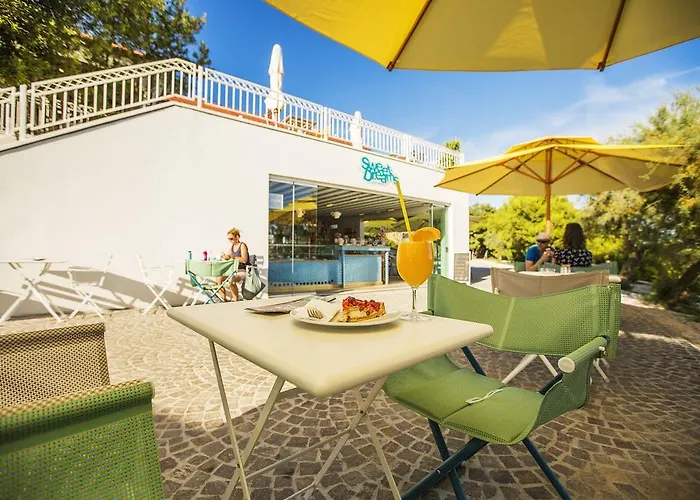 База отдыха Amadria Park Trogir - Mobile Homes 4*